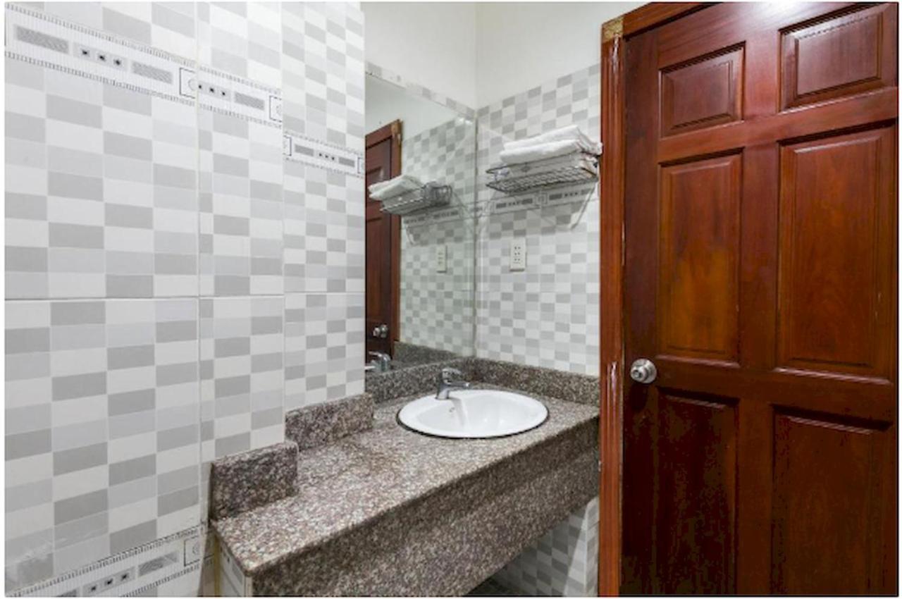 Oyo 1117 Ngoc Lan Motel Huế Kültér fotó